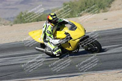 media/Dec-01-2025-Moto Forza (Mon) [[2daa91e15f]]/2-Intermediate Group/Session 4 Turn 9/